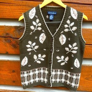 Women’s button up sweater vest. Leaf design. Green, tan, brown. Size S.